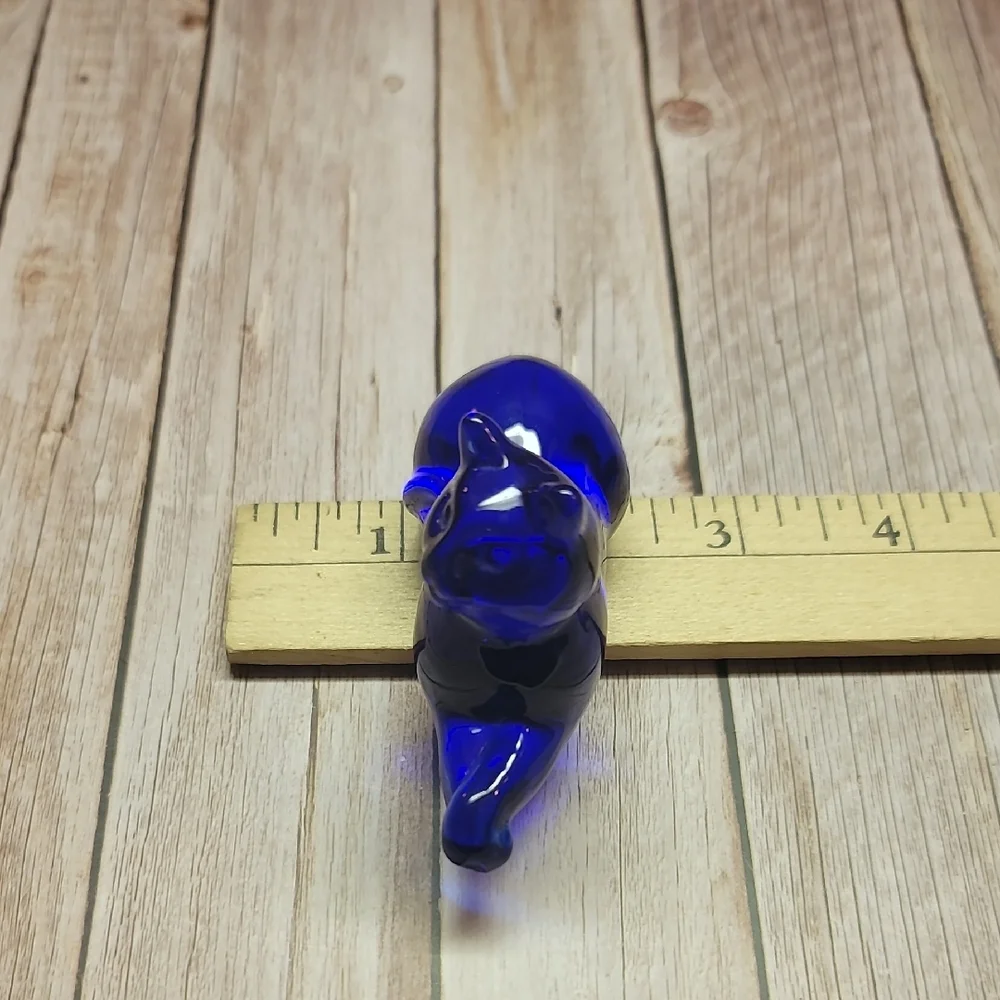 Vtg Cobalt Blue Art Glass Ally Cat Figurine. 1980's - Picture 7 of 9